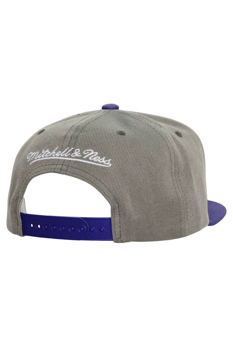 Mitchell & Ness Men's Mitchell & Ness Gray Tampa Bay Rays Cooperstown Collection Basic Flip Snapback Hat, Alternate, color, Gray