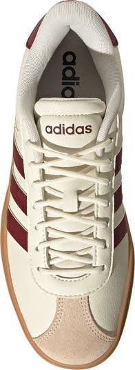 VL Court Bold Sneaker