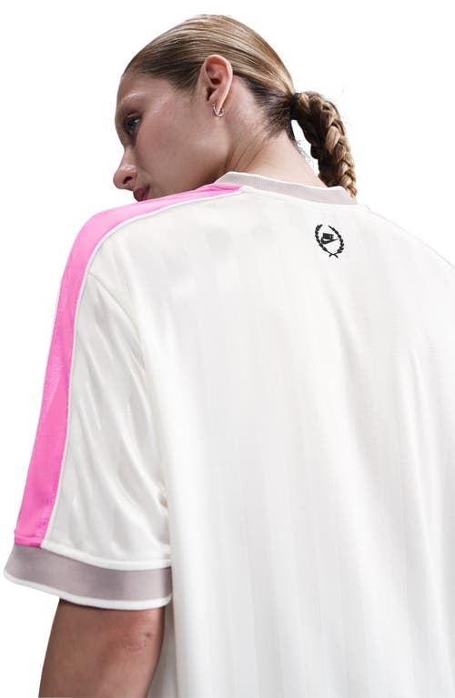 Nike Sportswear V-neck Graphic Jersey In White