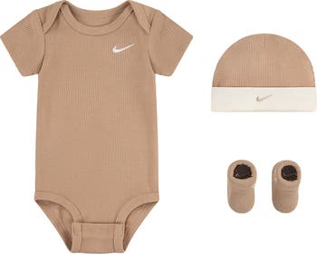 Waffle Knit Bodysuit, Hat & Booties Set