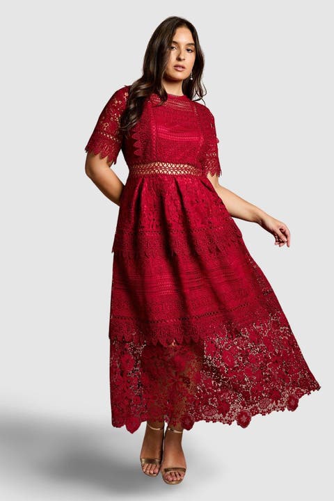 Plus Short Sleeve Lace Midi Dress