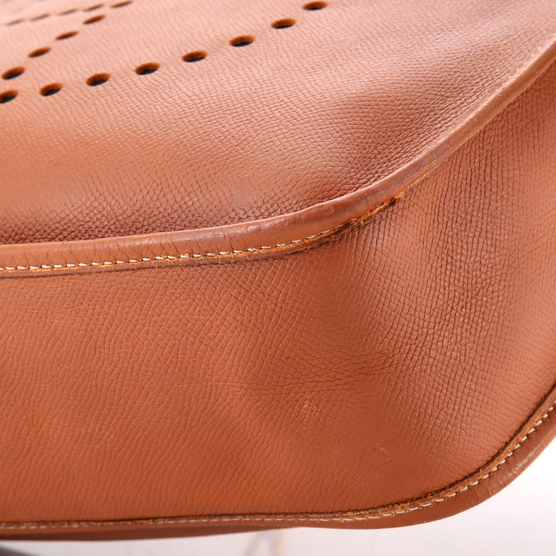 Evelyne Bag Gen I Courchevel PM, Alternate, color, Gold