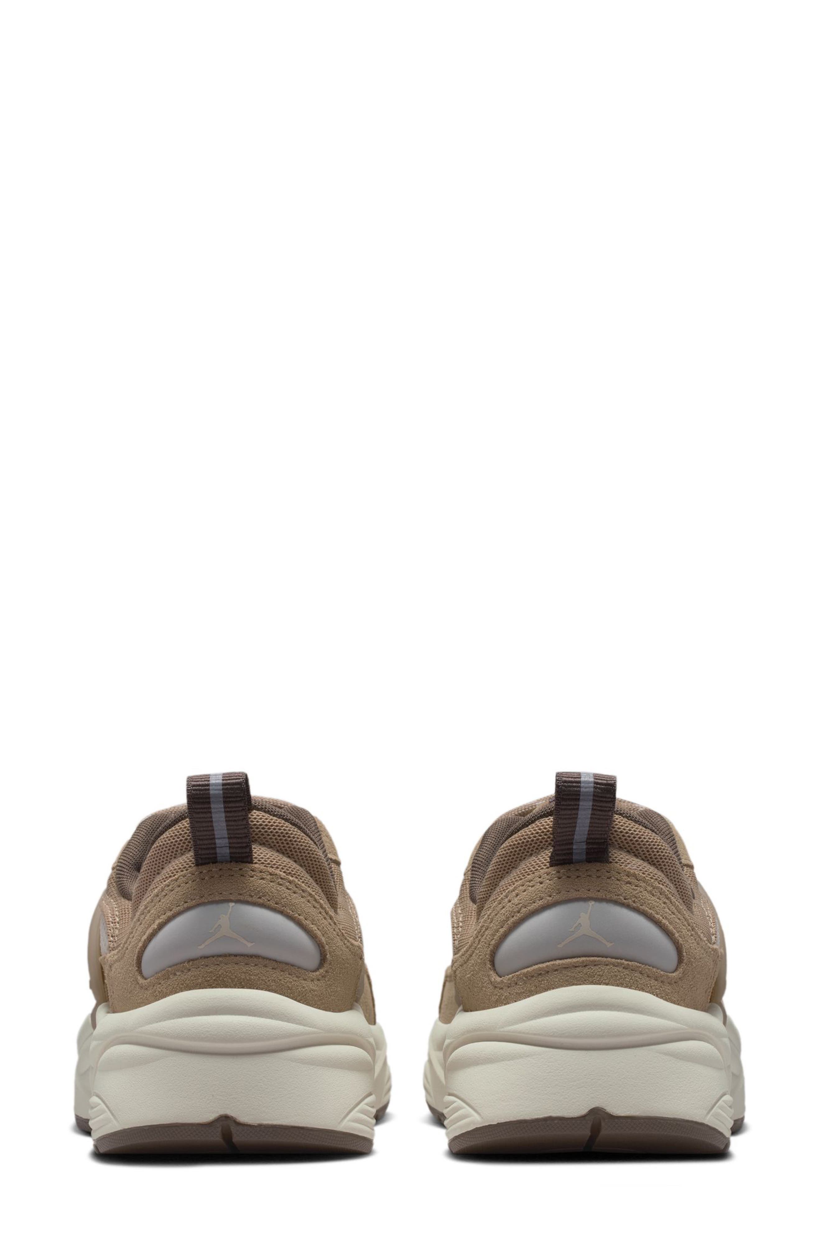Trunner O/S Sneaker, Alternate, color, KHAKI/ SILVER/ PALE IVORY