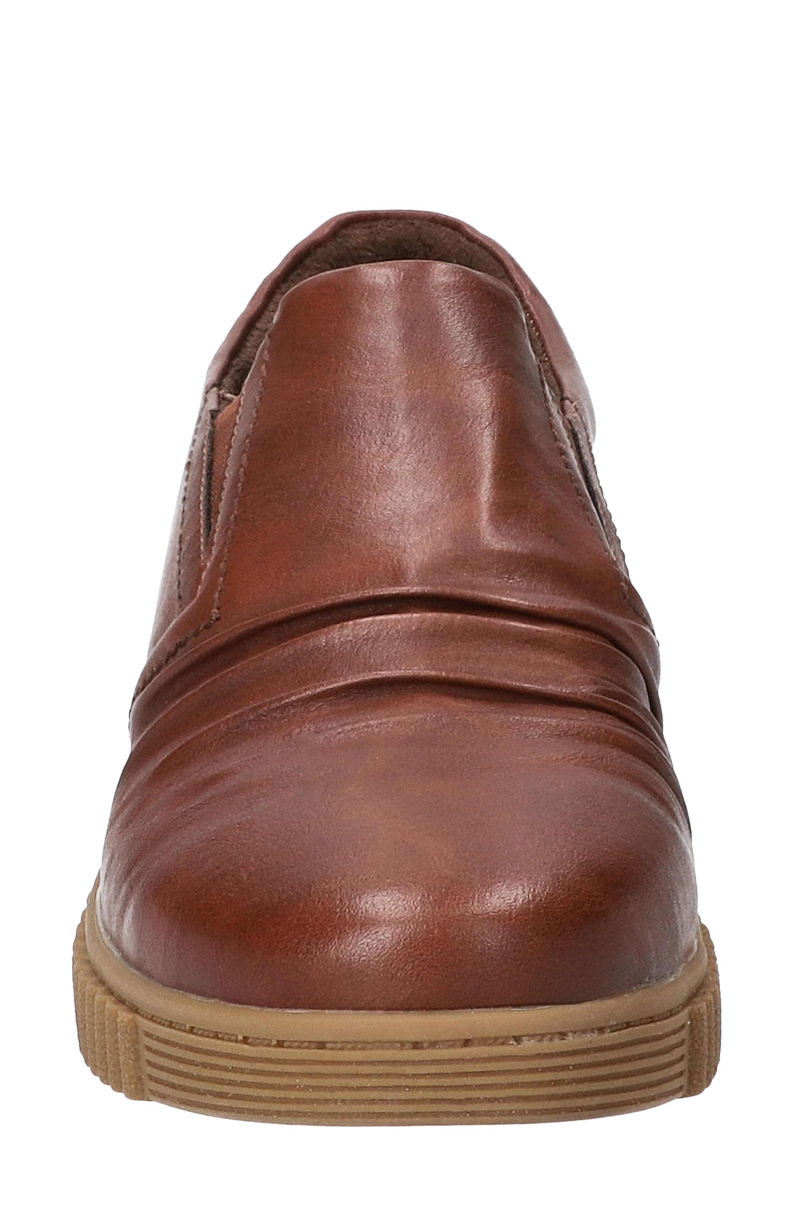 EASY STREET Kipper Slip-On Sneaker, Alternate, color, Tan