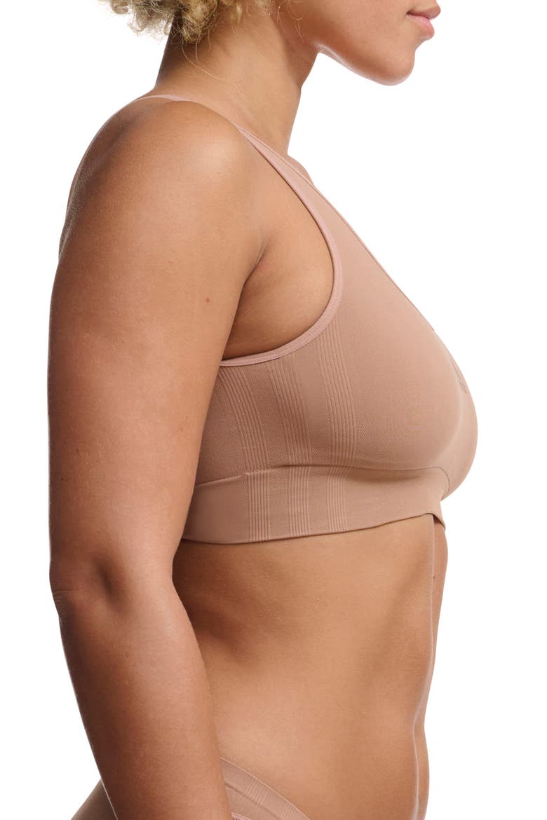 Scoop Lounge Sports Bra, Alternate, color, TOASTED ALMOND