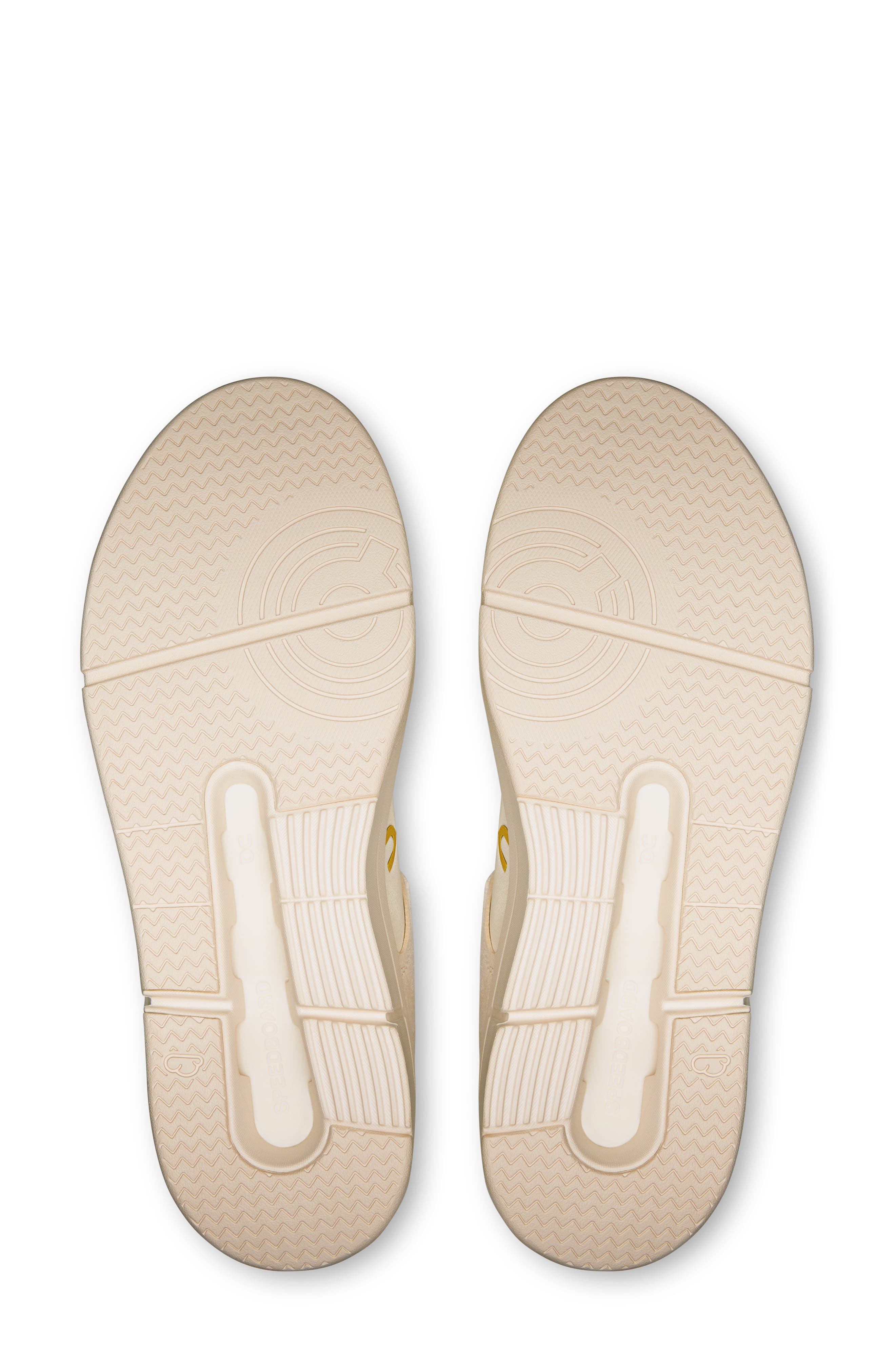 On THE ROGER Clubhouse Ace Tennis Sneaker, Alternate, color, Ivory/ Dew