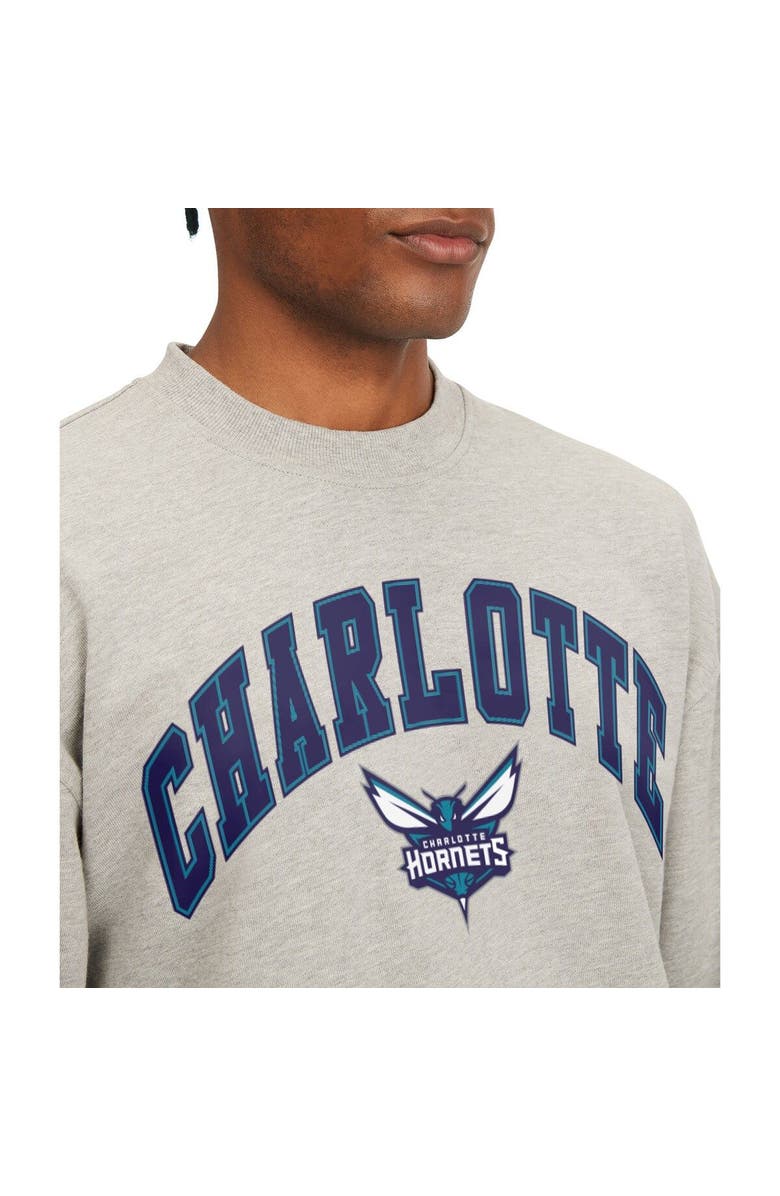 TOMMY JEANS Men's Tommy Jeans Gray Charlotte Hornets James Patch Pullover Sweatshirt, Alternate, color, Gray