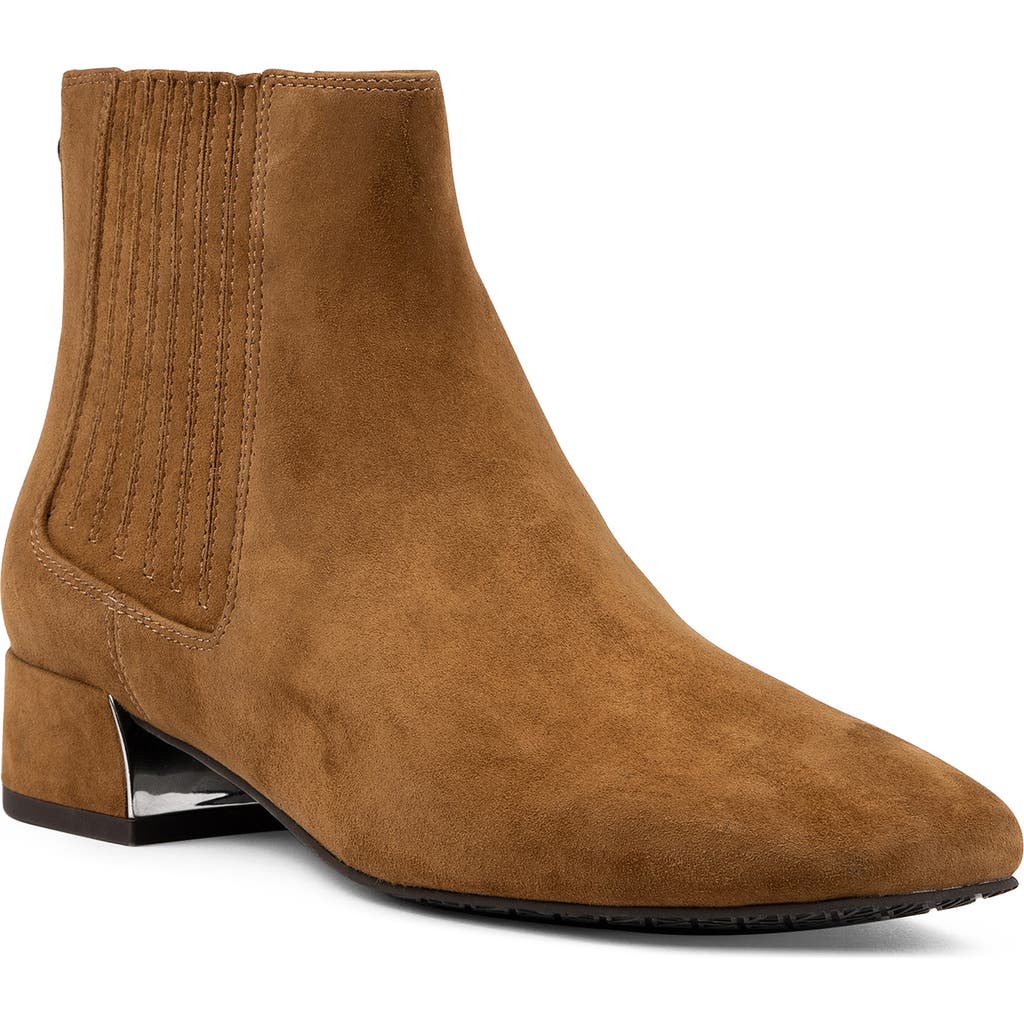 Donald Pliner Dasia 2 Bootie In Saddle