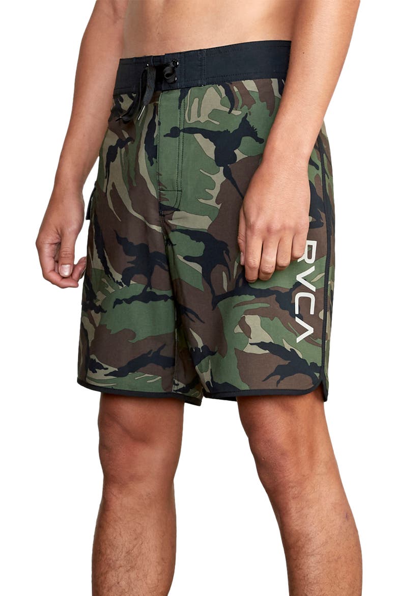'Eastern' Scalloped Hem Board Shorts, Alternate, color, GREEN CAMO