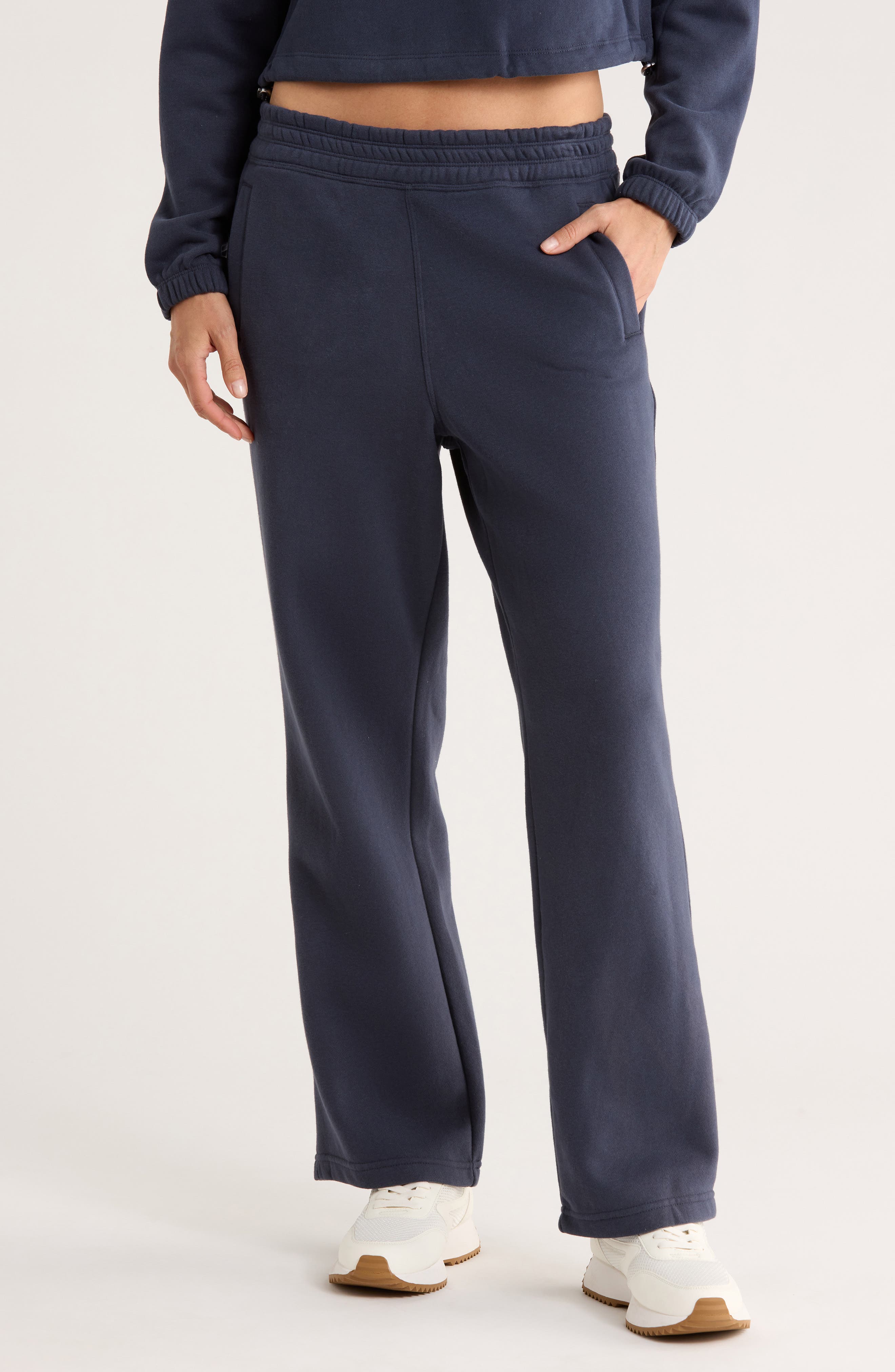 CALVIN KLEIN PERFORMANCE High Waist Relaxed Straight Leg Sweatpants