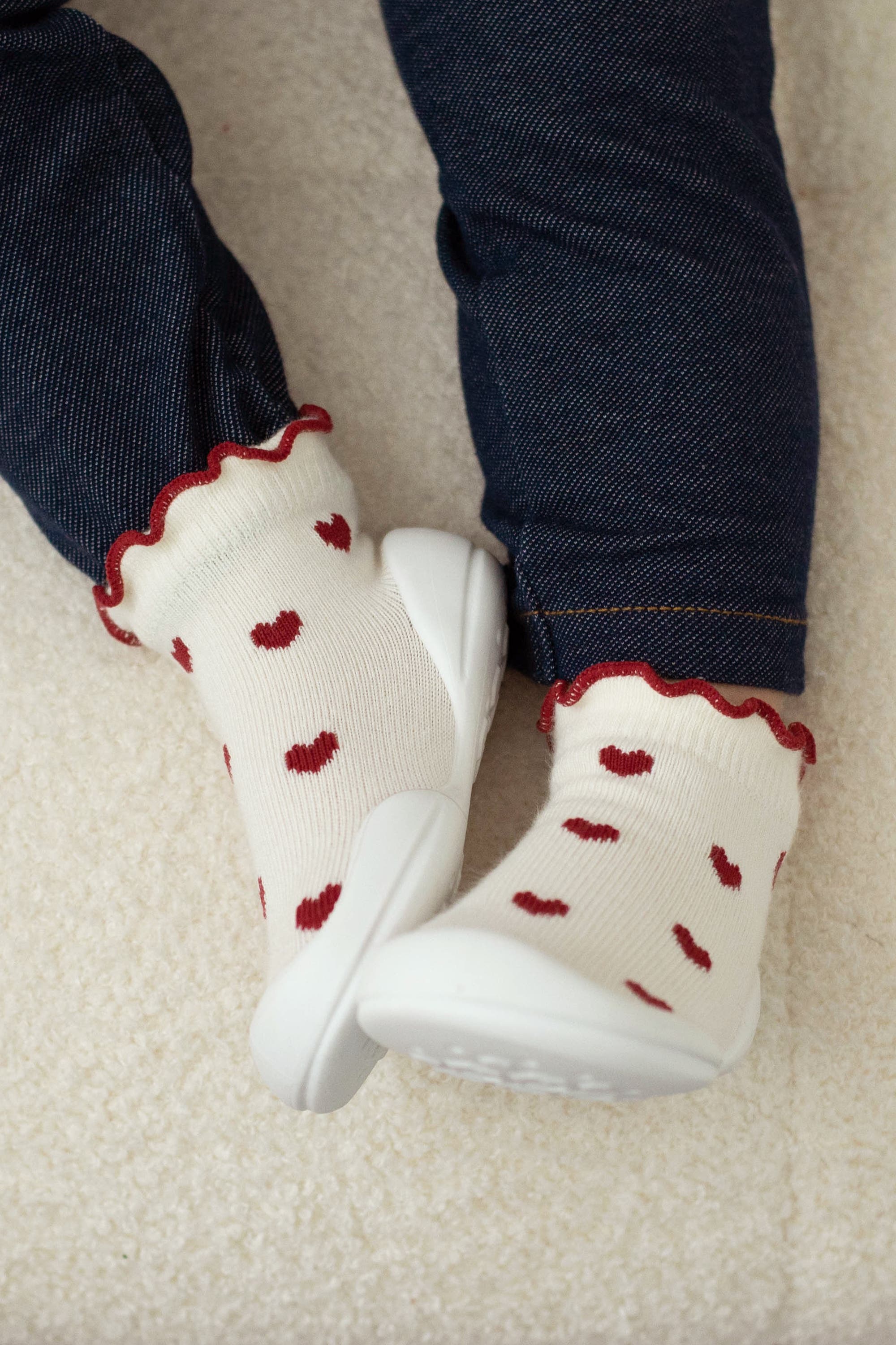 Komuello Toddler Girl Sock Shoes - Sweet Hearts, Alternate, color, Sweet Hearts