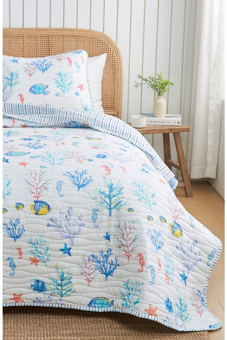 Vibrant Sealife Quilt & Sham Set, Alternate, color, COLORFUL SEASCAPE
