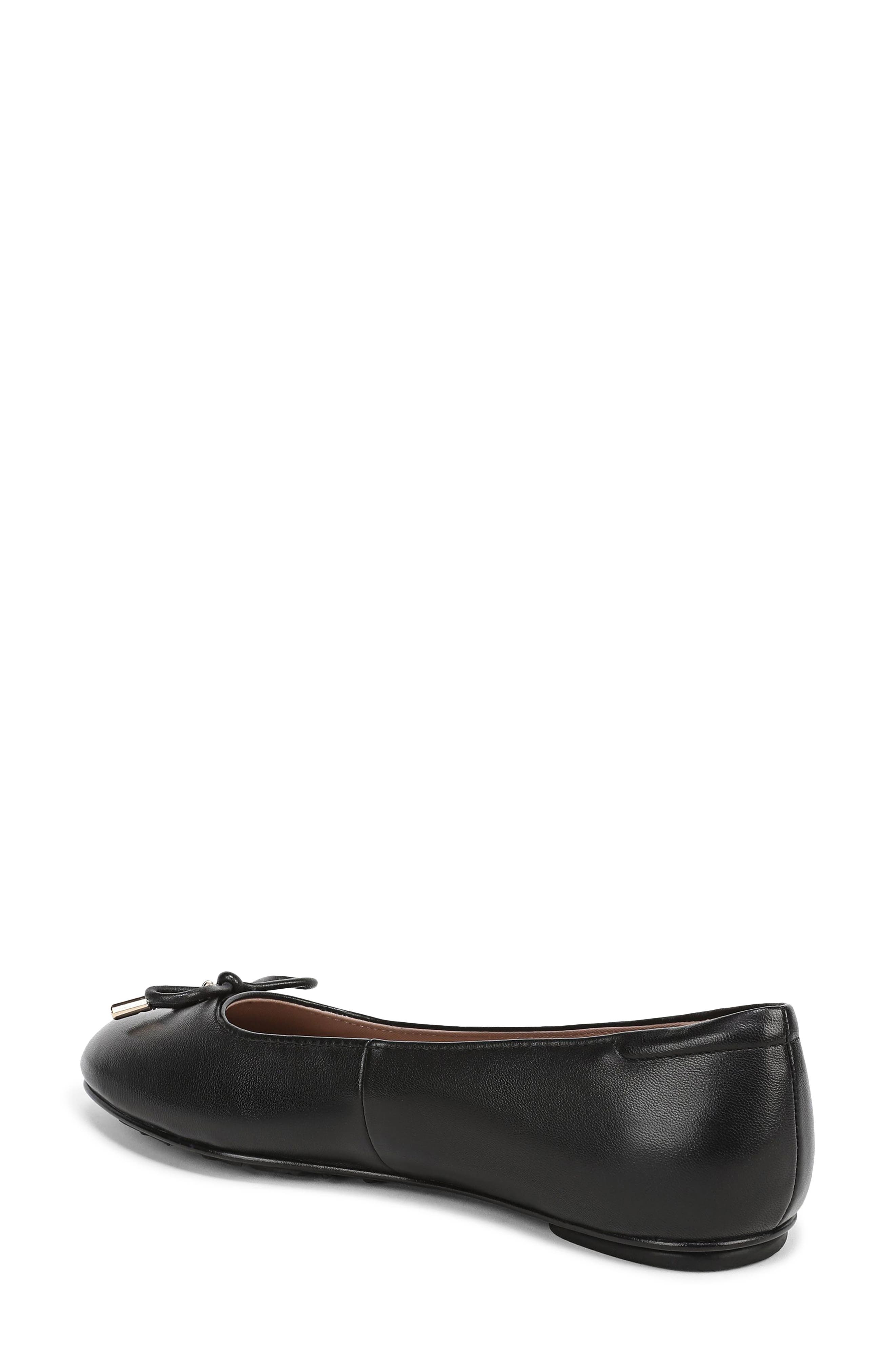 Naturalizer Ashlyn Flat, Alternate, color, Black