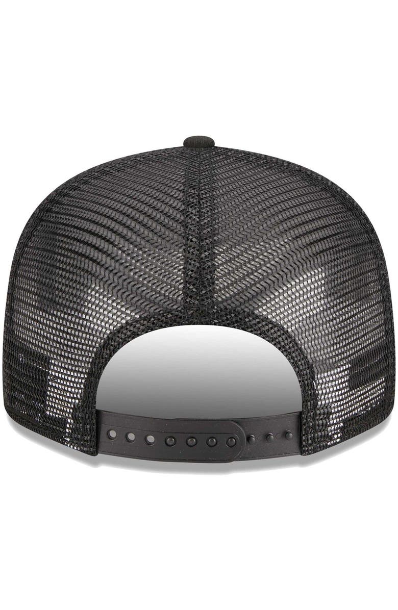 New Era Men
s New Era Black Chicago White Sox Scratch Squared Trucker 9FIFTY Snapback Hat, Alternate, color, Black