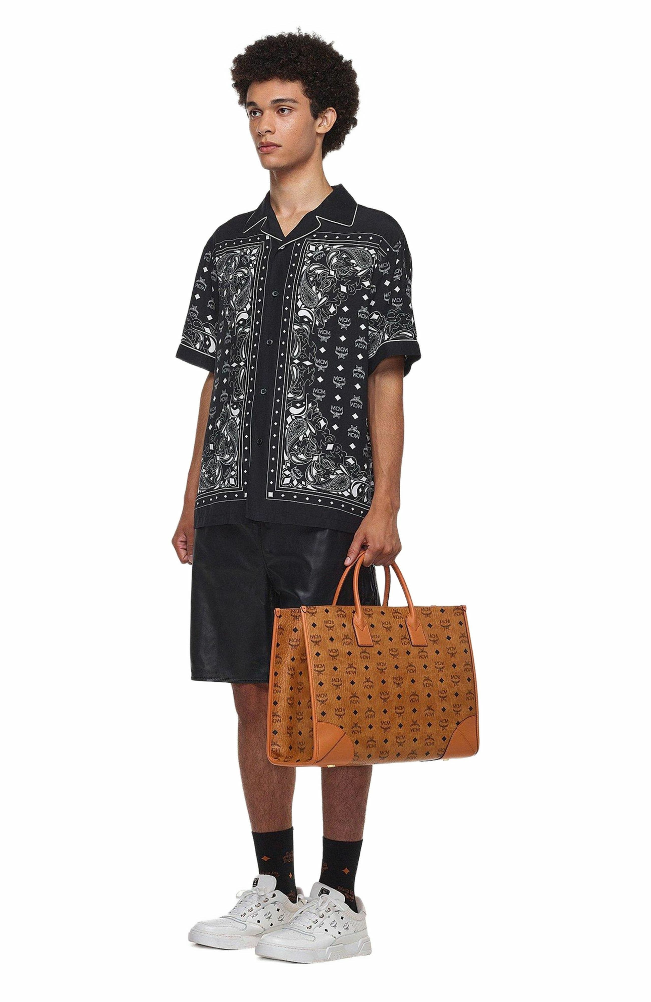 MCM München Tote in Visetos, Alternate, color, 