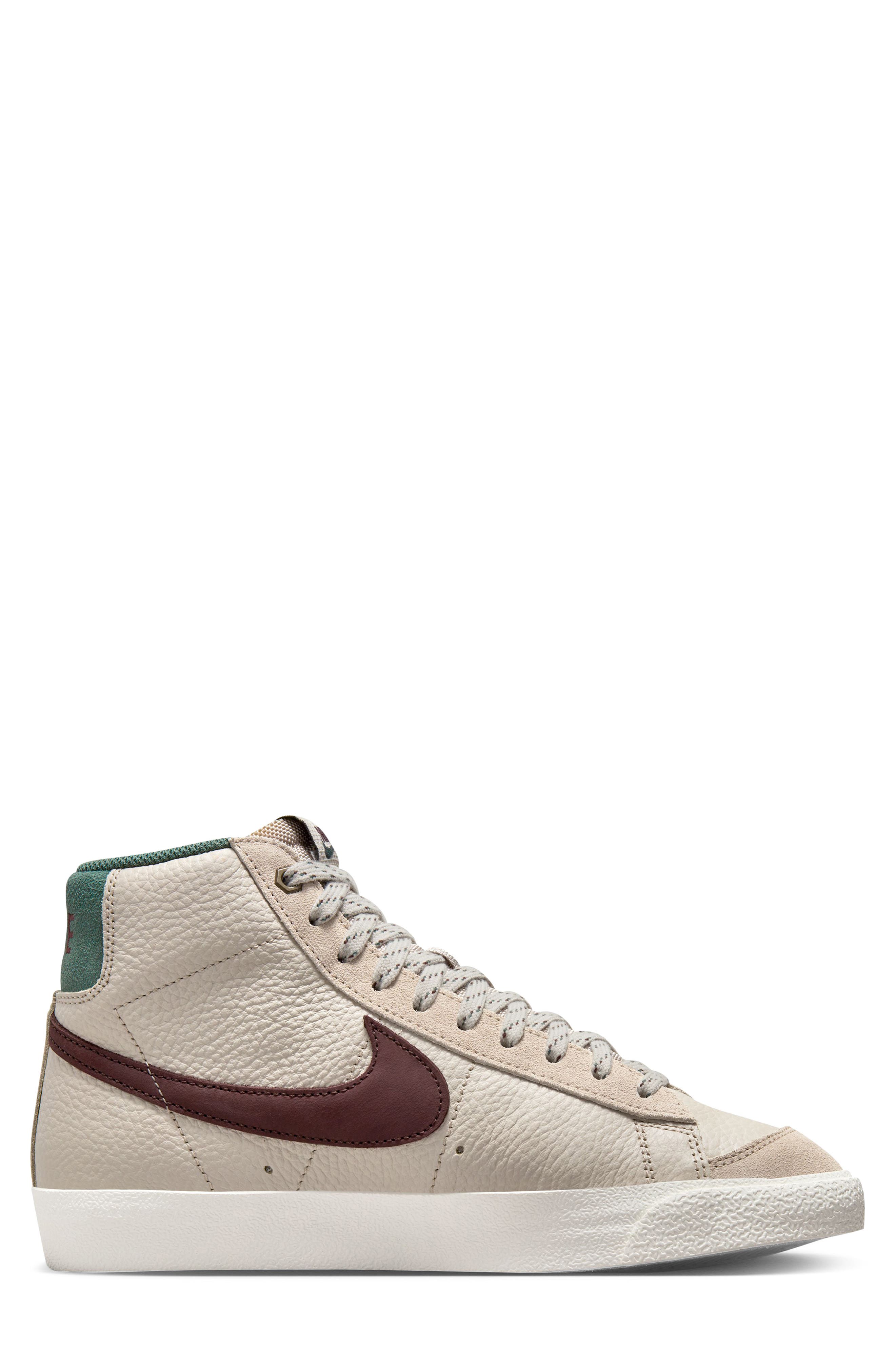 Nike Blazer Mid '77 Sneaker, Alternate, color, 