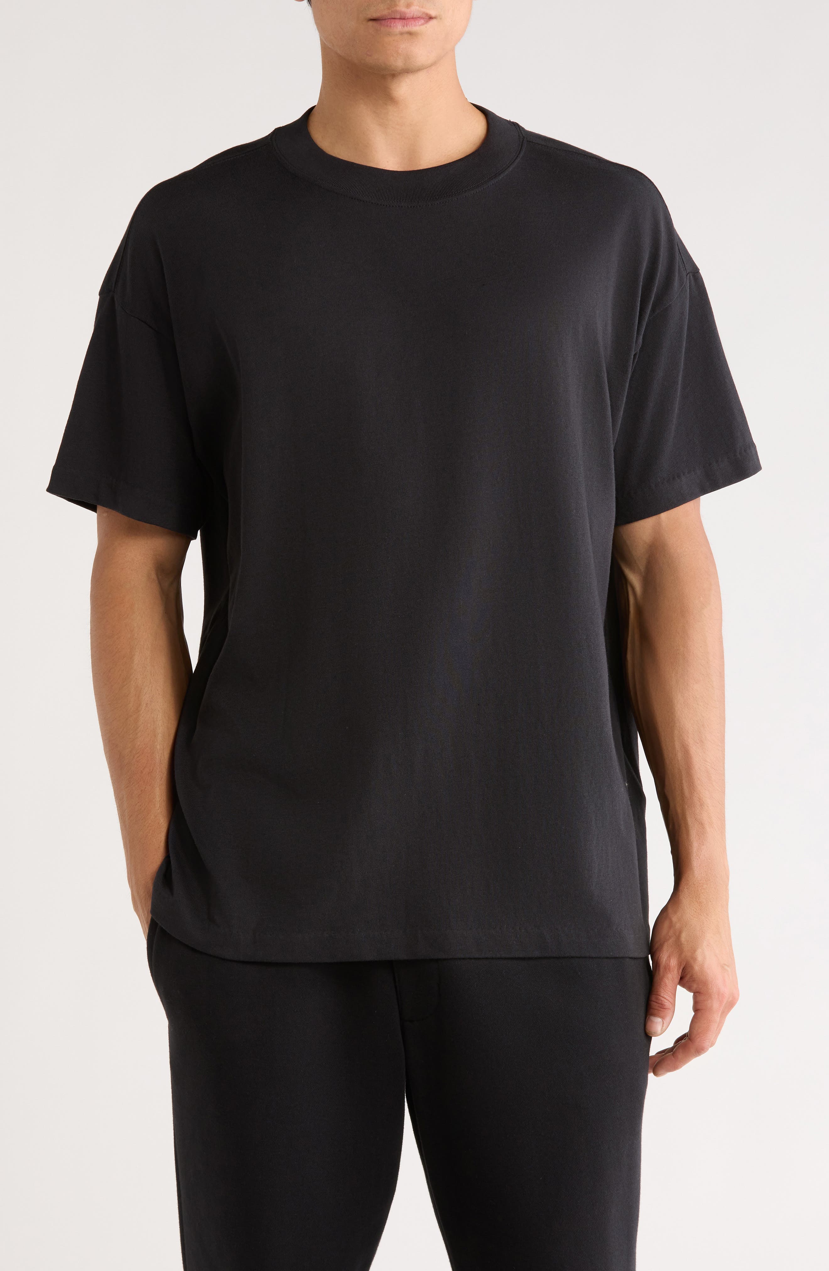 VINTAGE BLACK