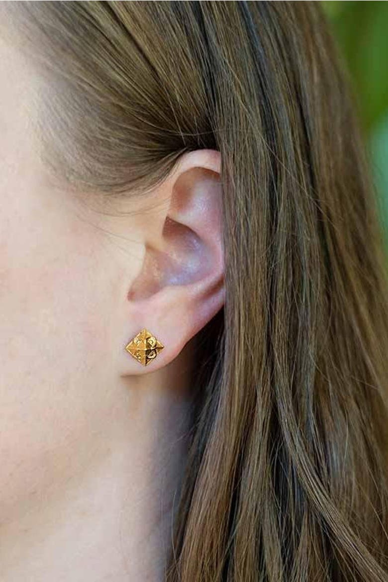 Pyramid Studs Gold, Alternate, color, Gold