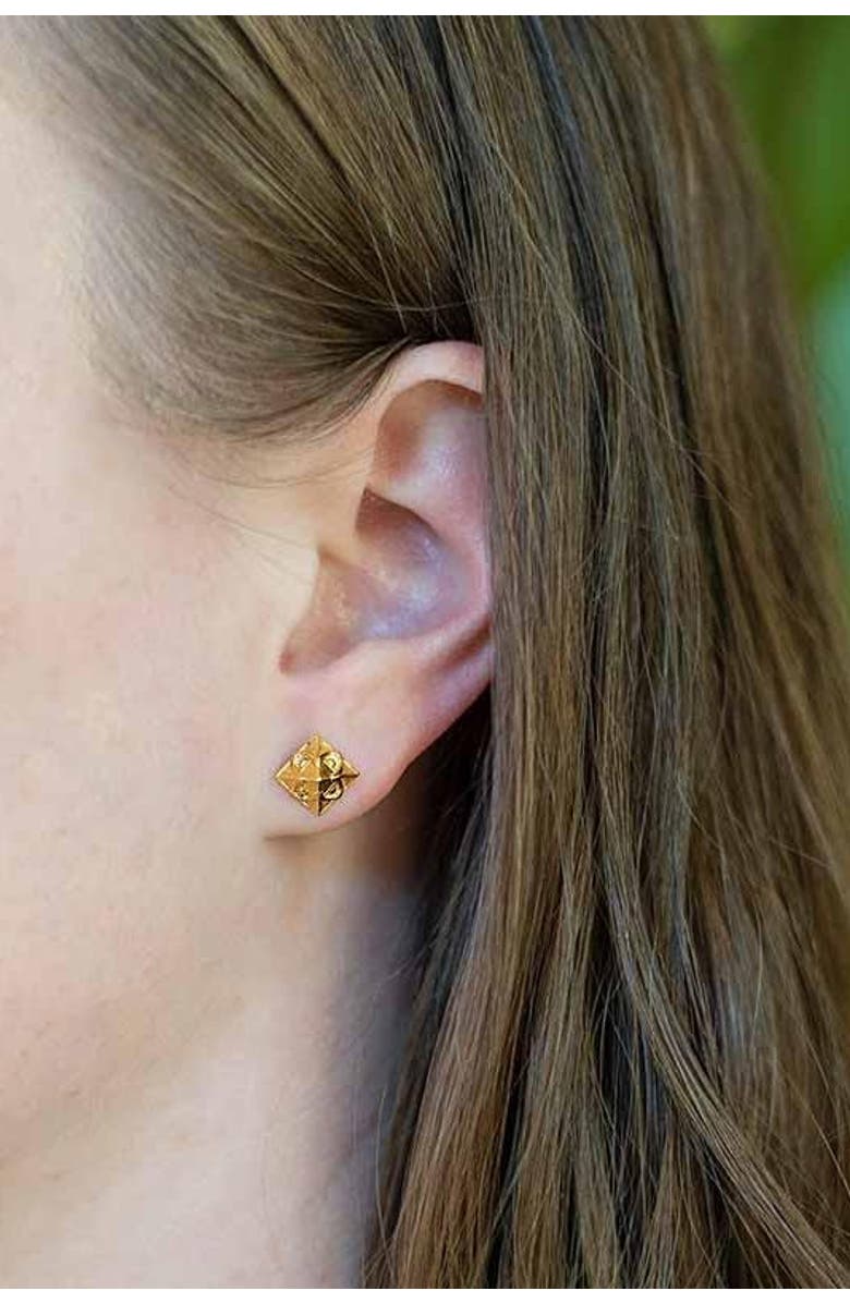 Astor & Orion Pyramid Studs Gold, Alternate, color, Gold