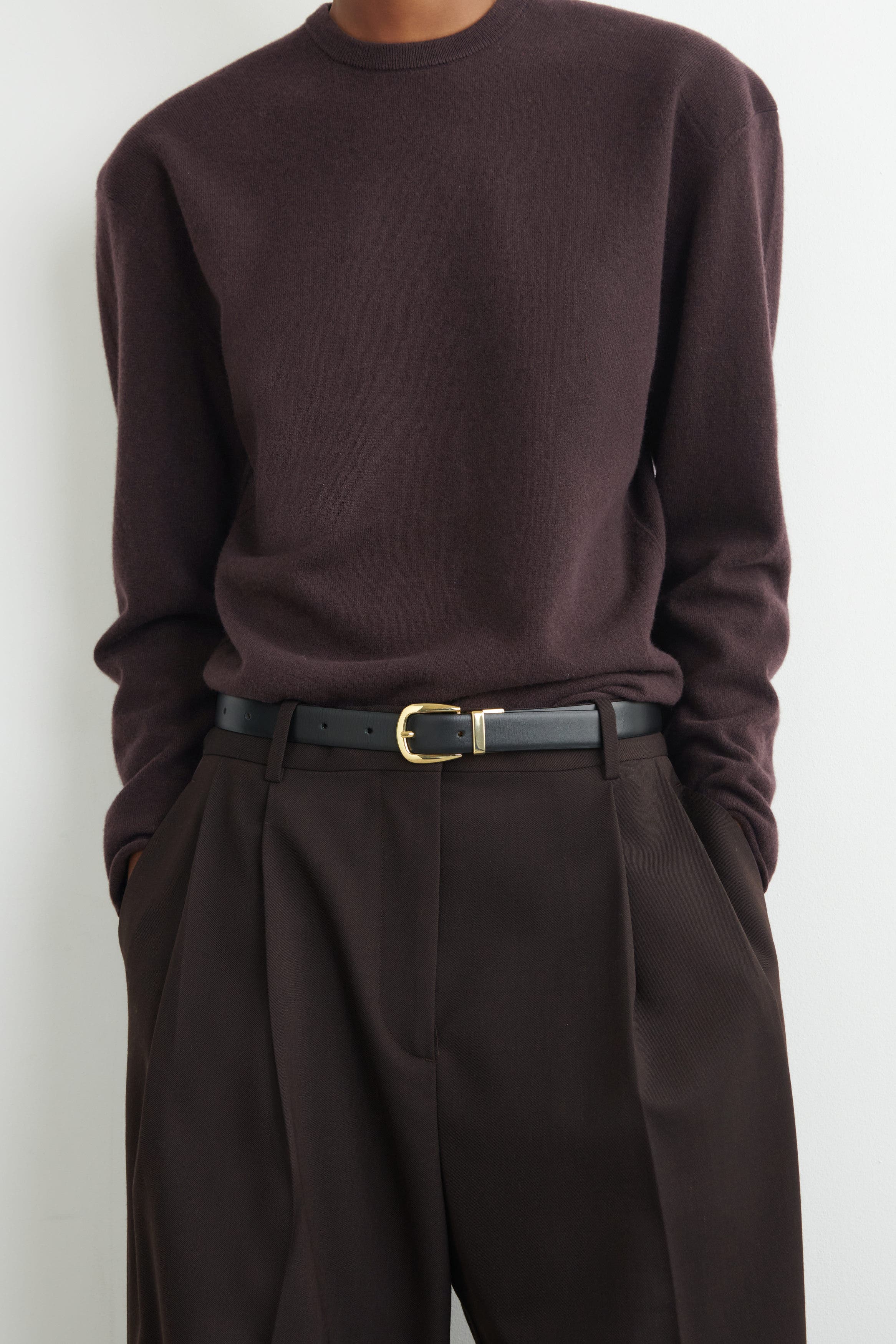 selected BLACK / ECRU