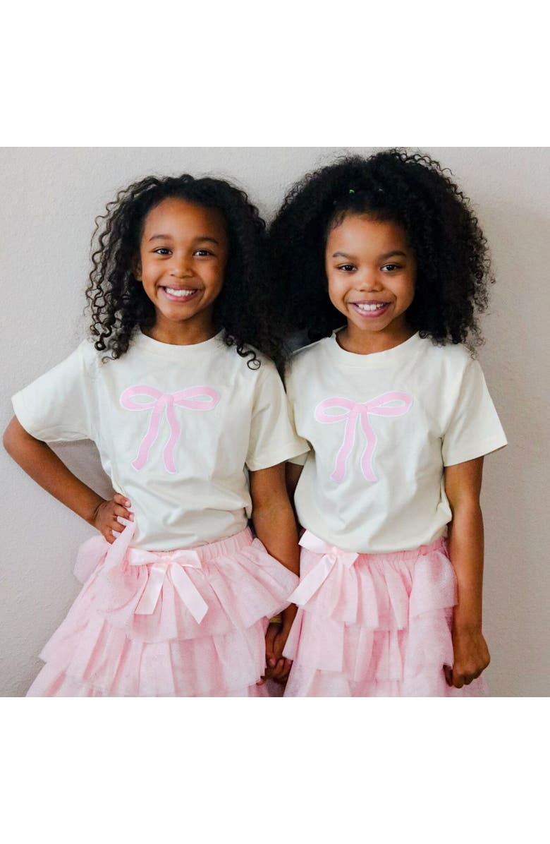 Sweet Wink Bow Patch Short Sleeve T-Shirt, Alternate, color, 