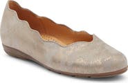Gabor Scalloped Leather Ballet Flat