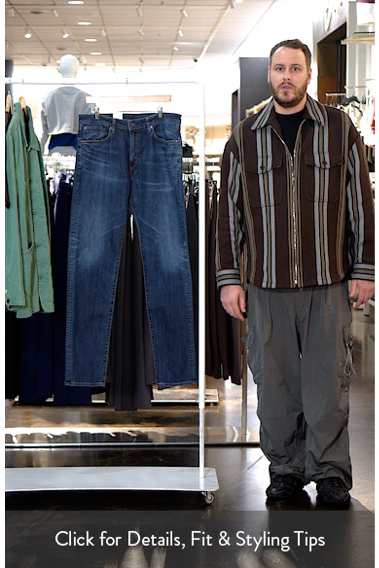 Regular Tapered Jeans video