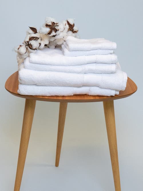 Terra Thread Organic Cotton Towel Set Of 6 In White