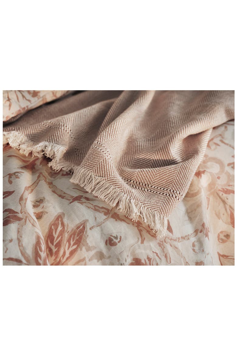 Canyon Organic Cotton Throw Blanket, Alternate, color, PRALINE HERRINGBONE