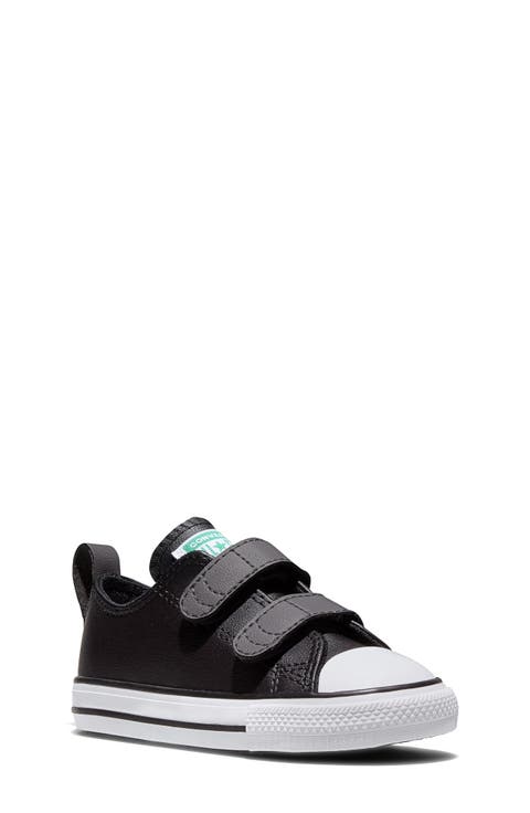Kids' Chuck Taylor All Star Easy-On Faux Leather Sneaker