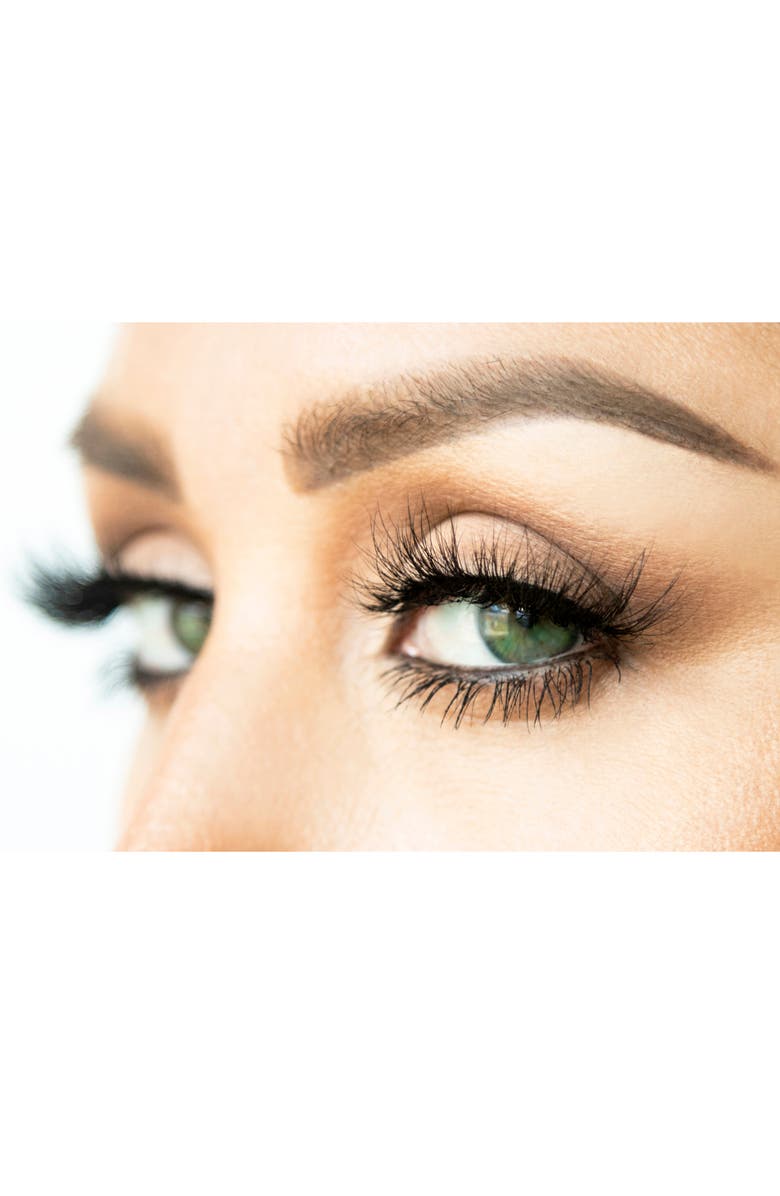 Blinking Beauté Next Gen Luxe Innovative False Lashes, Alternate, color, 