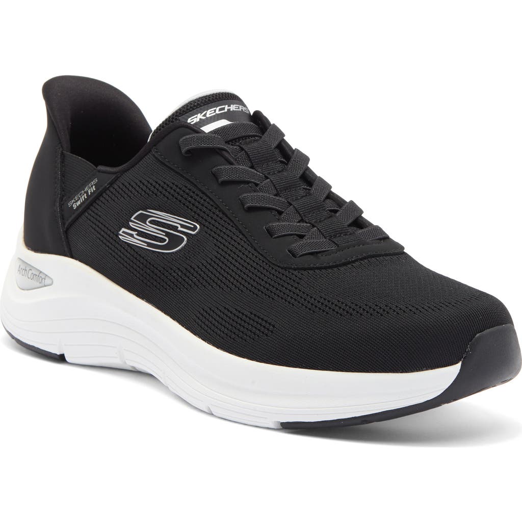 Skechers Arch Comfort Swift Fit Sneaker In Black