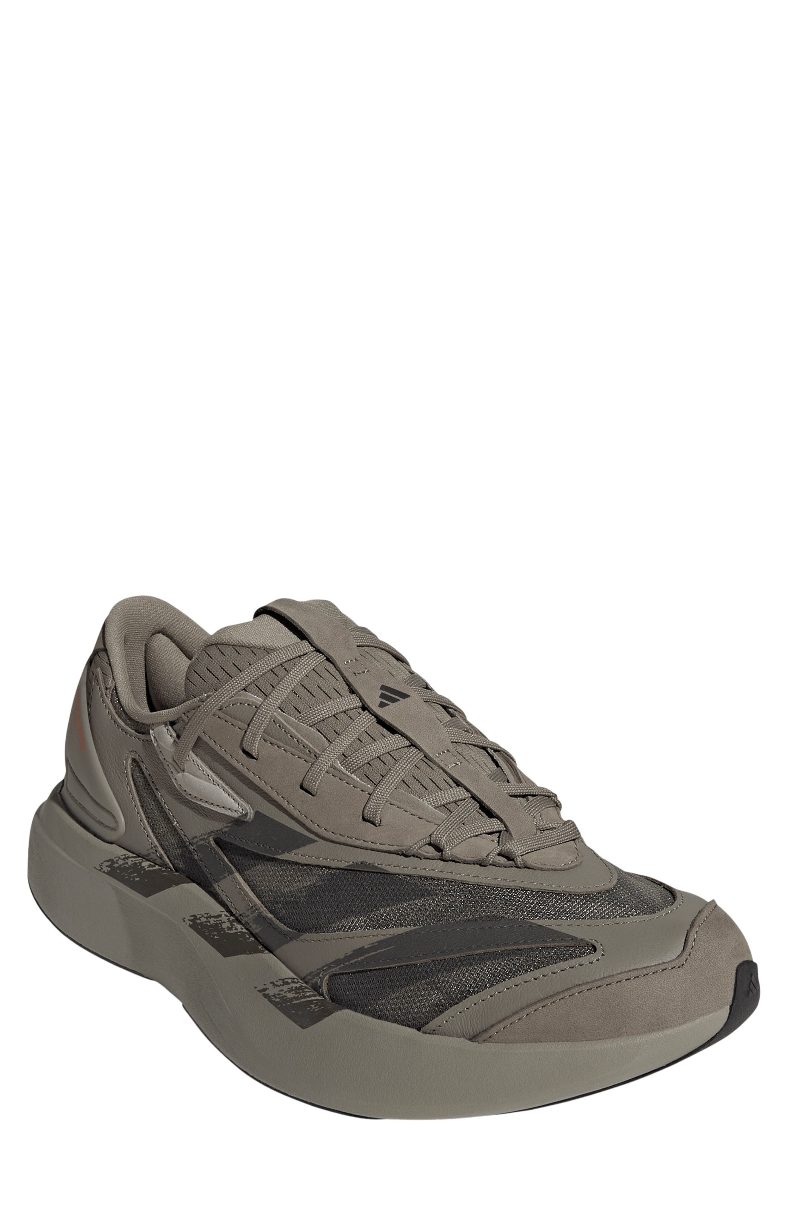 CLAY/ CORE BLACK/ CORE BLACK
