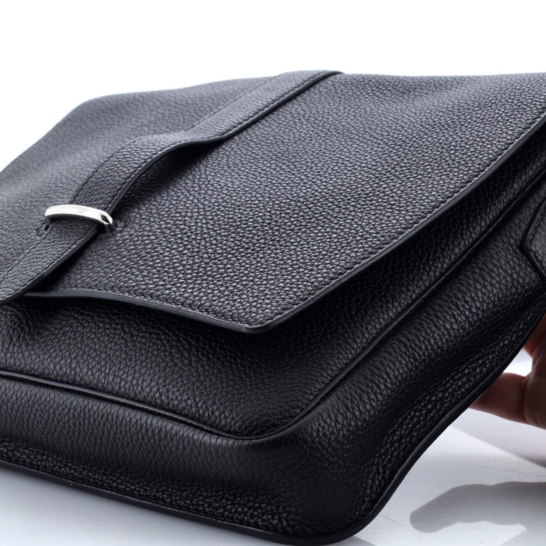 Pre-Owned Hermes Steve Light Junior Messenger Bag Togo, Alternate, color, Bleu Indigo