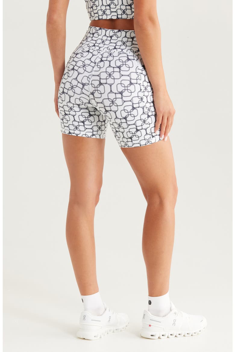 On Point Bike Shorts with Pockets, Alternate, color, WHITE- NAVY PADDLE GEO