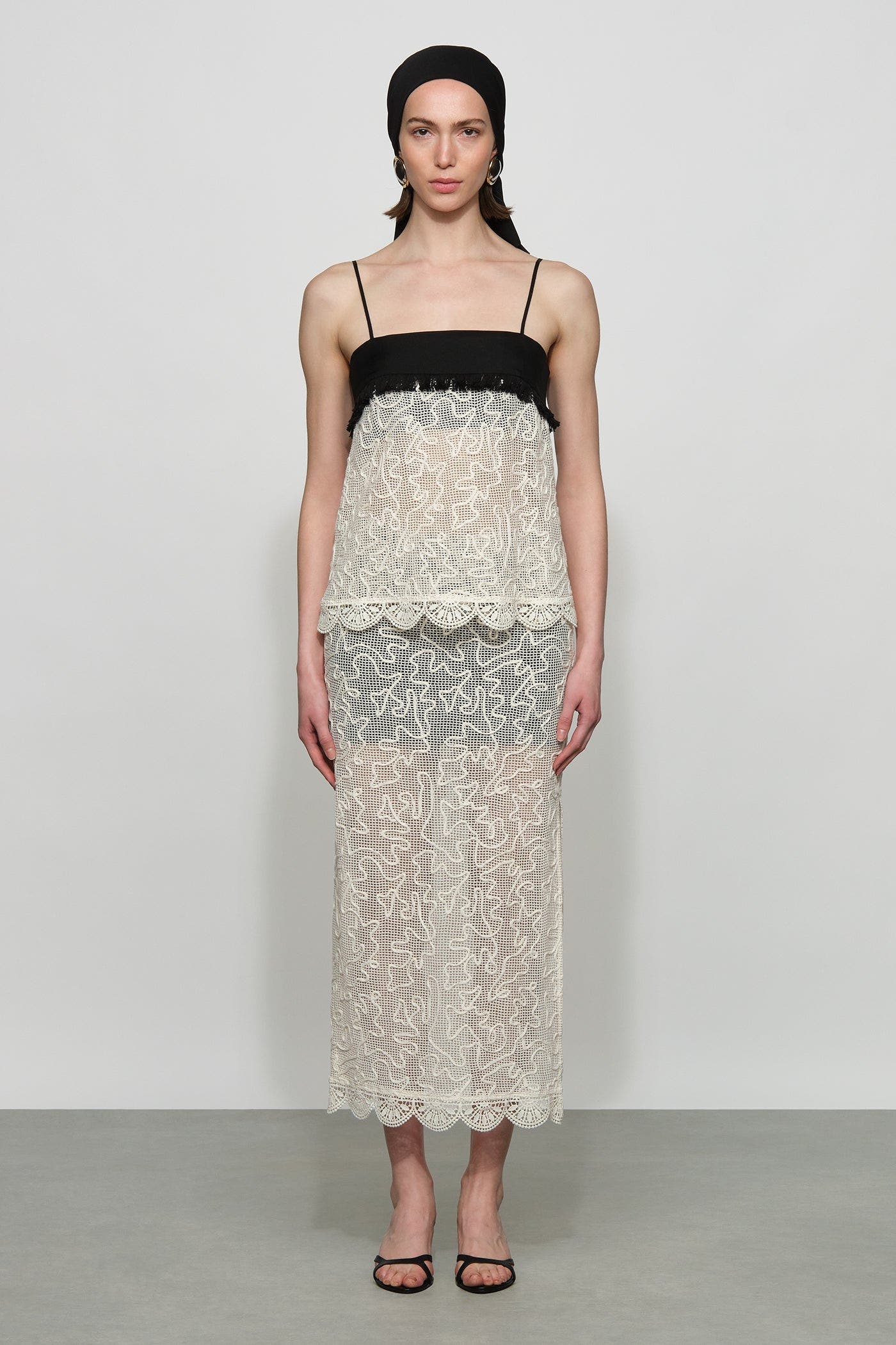 selected Ivory/Black