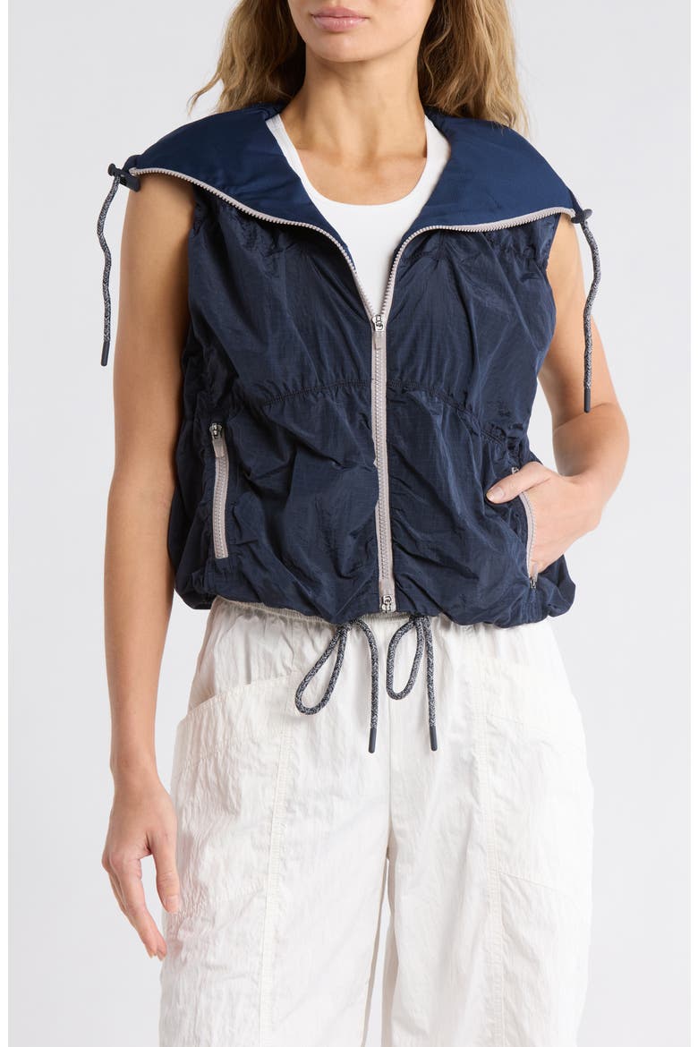 Light Packer Hike Hooded Vest, Main, color, MIDNIGHT NAVY