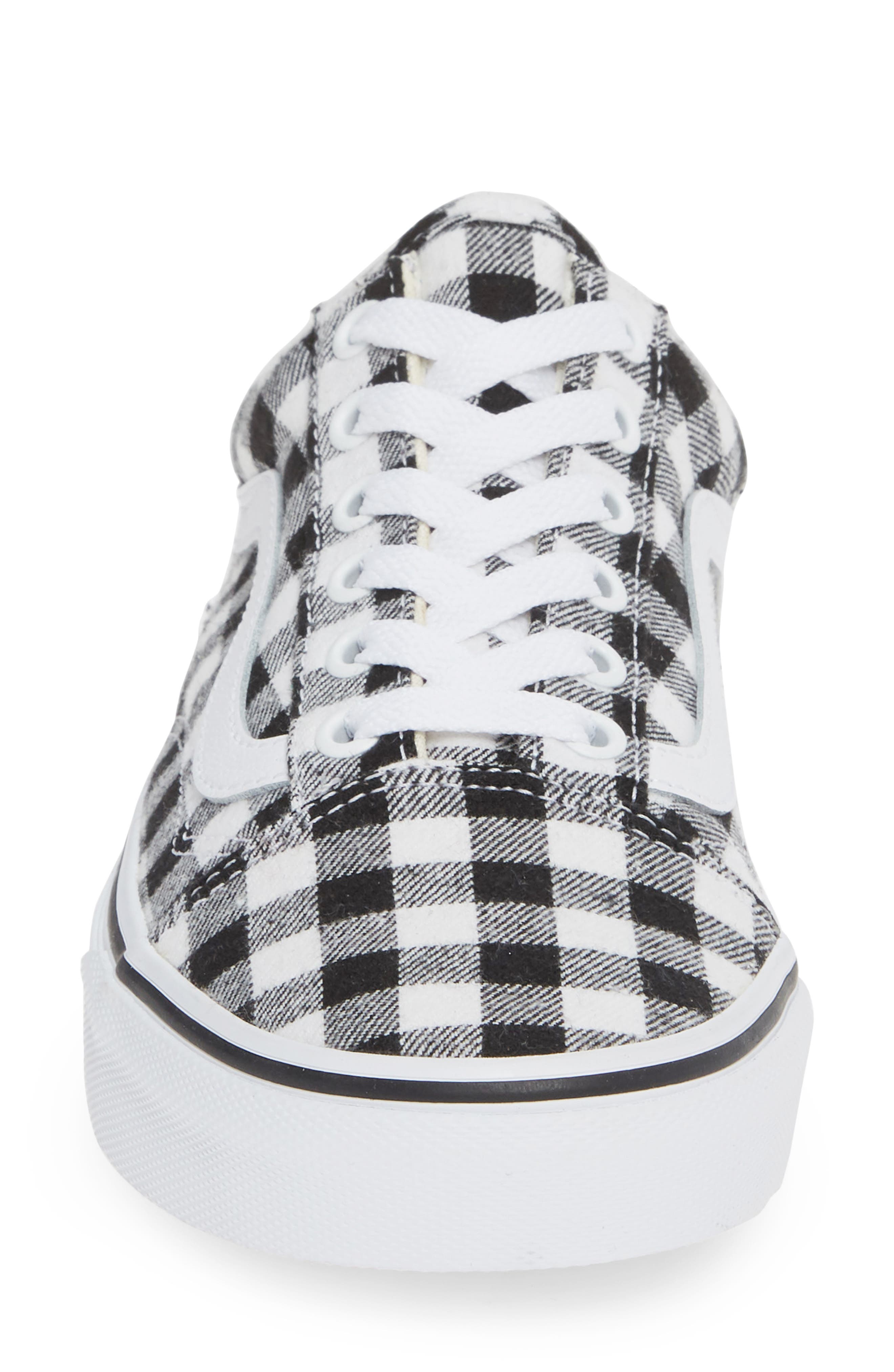 Vans Old Skool Sneaker, Alternate, color, 