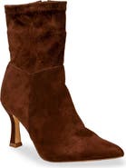 CHASE AND CHLOE Pointed Toe Leather Bootie