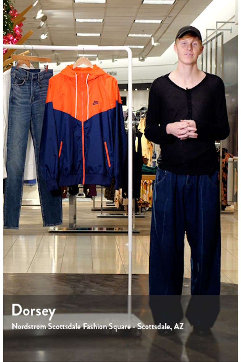 Sportswear Windrunner Jacket video