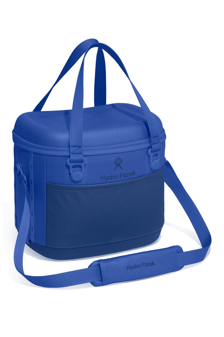15-Liter Carryout™ Soft Cooler, Main, color, CAPRI BLUE