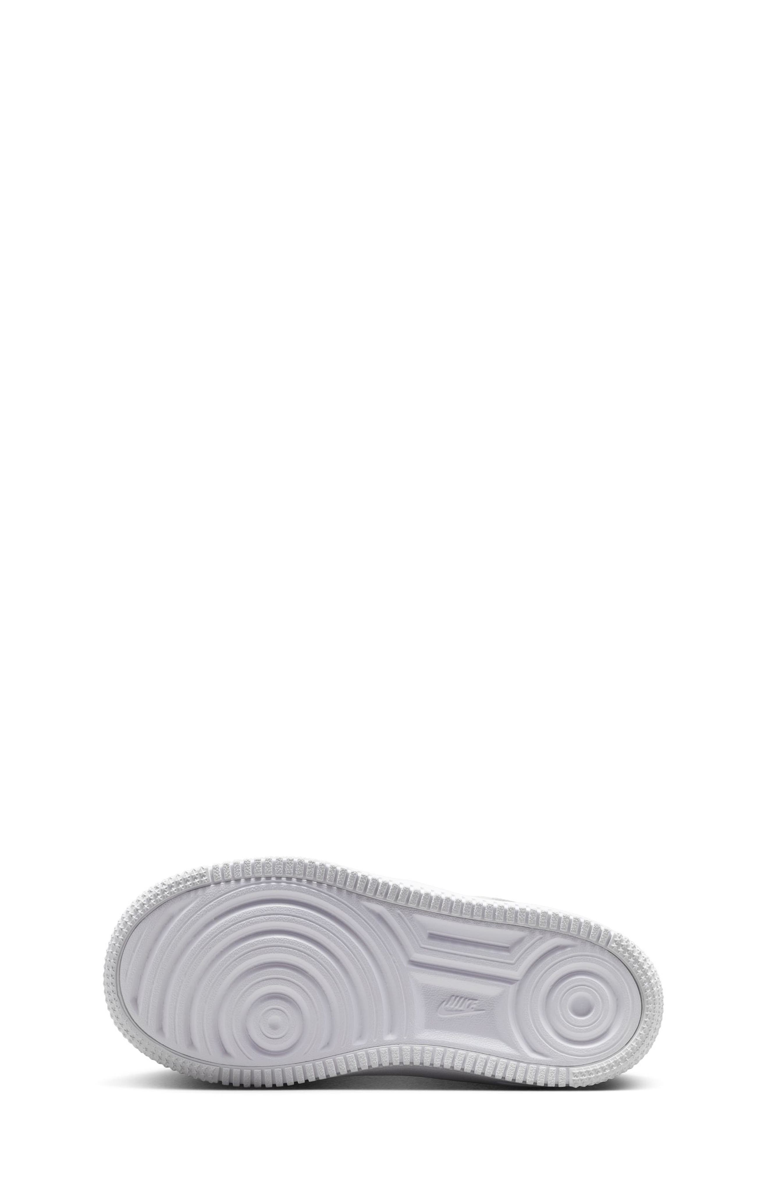 Nike Kids' Force 1 Low EasyOn Basketball Sneaker, Alternate, color, White/ Black