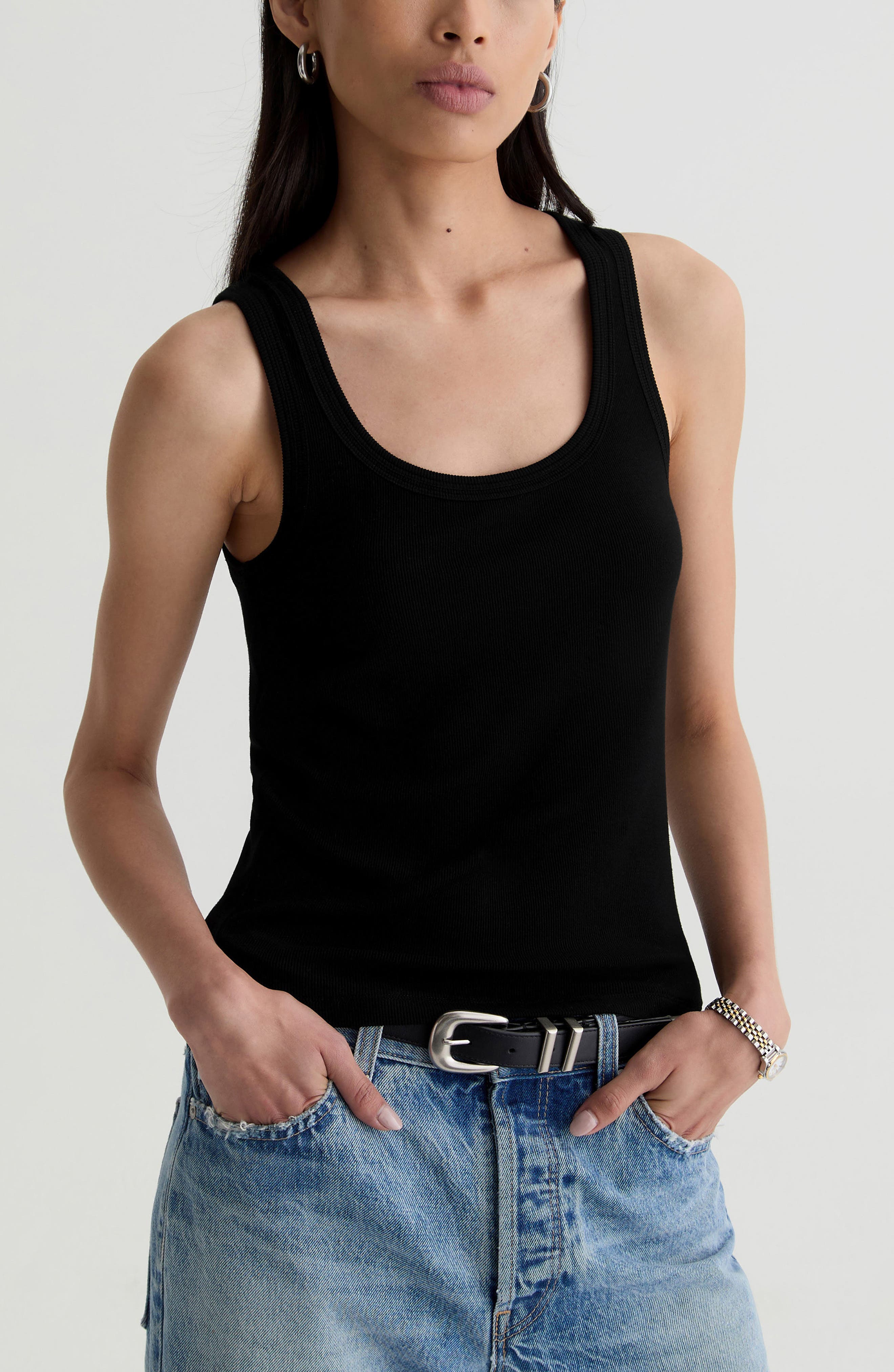 SUPER BLACK