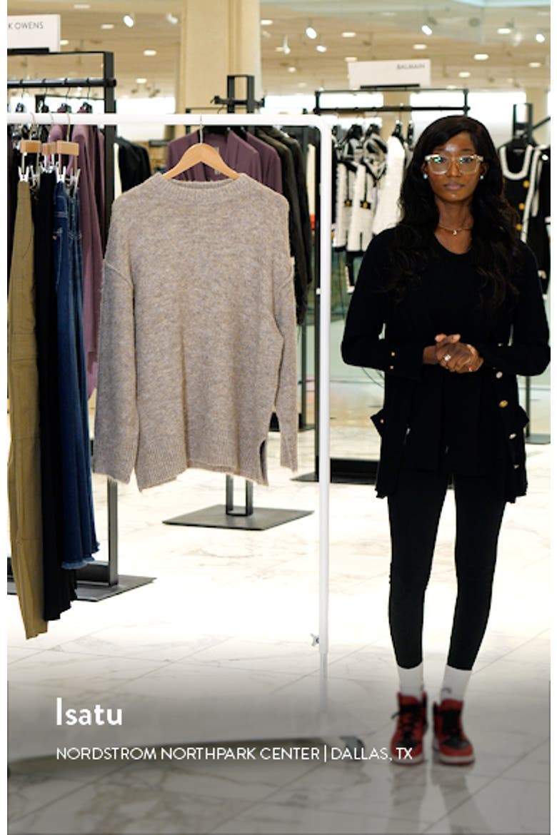 Oversize Pullover Sweater video