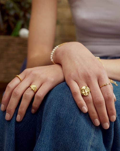 Ottoman Hands Moon Face Gold Ring In Gold