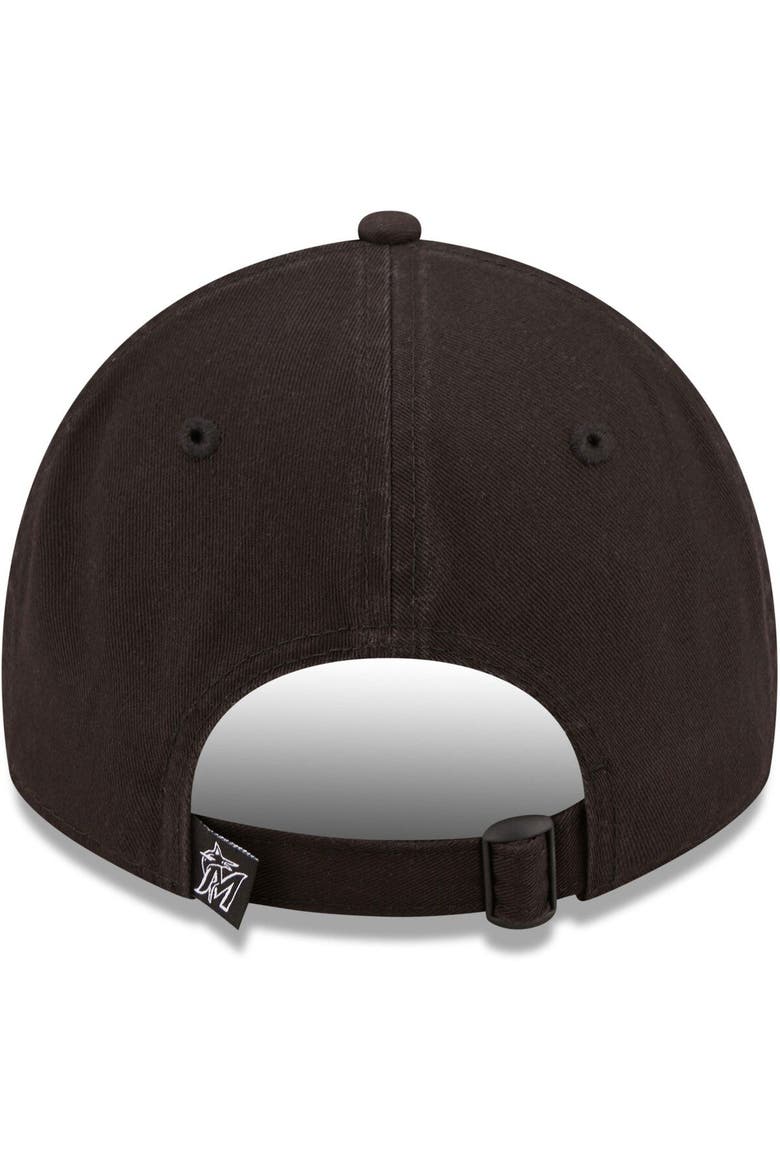 Men's New Era Miami Marlins Black On Black Core Classic 2.0 9TWENTY Adjustable Hat, Alternate, color, Black