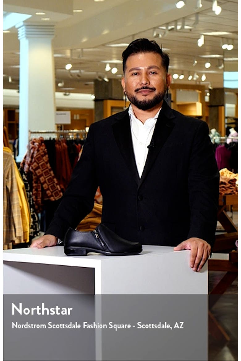 Autan Zip Loafer video