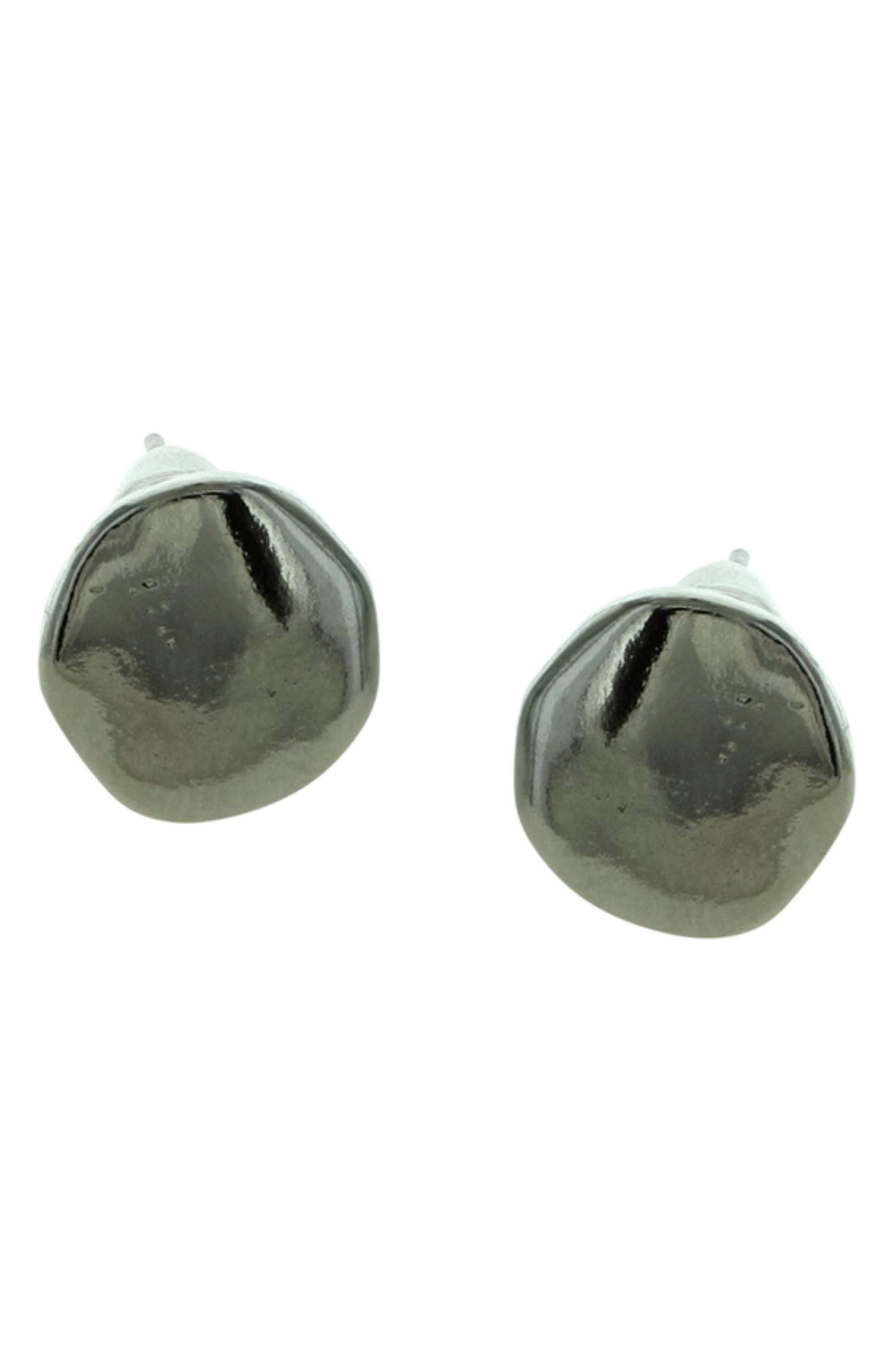 OLIVIA WELLES Chloe Stud Earrings