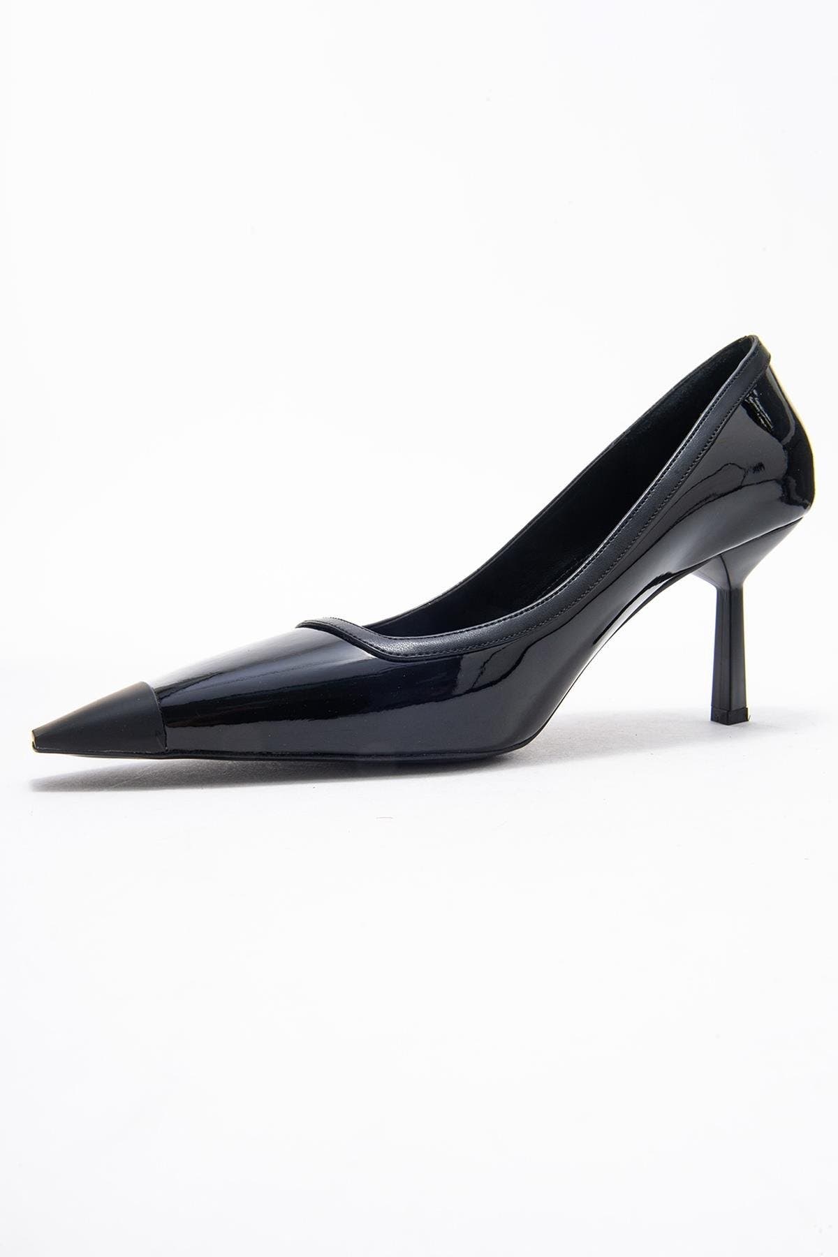 Prologue Shoes Rona Pointed Toe Pump, Alternate, color, Black Patent