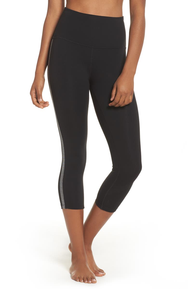 Beyond Yoga Fit & Trim High Waist Capri Leggings, Main, color,